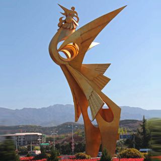 小編為您講解翡翠玉的加工流程和工序!