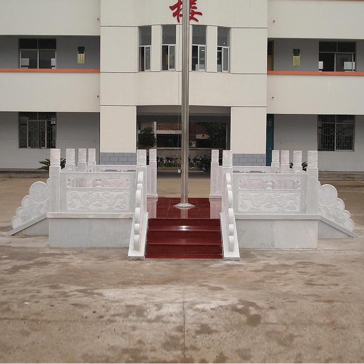 教學樓升旗臺_漢白玉雕花國旗臺雕塑