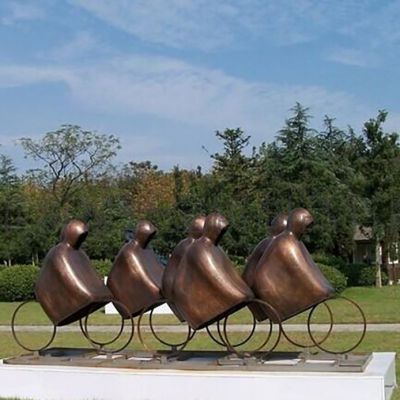 定制推單腳單車人物銅雕需要多少錢?