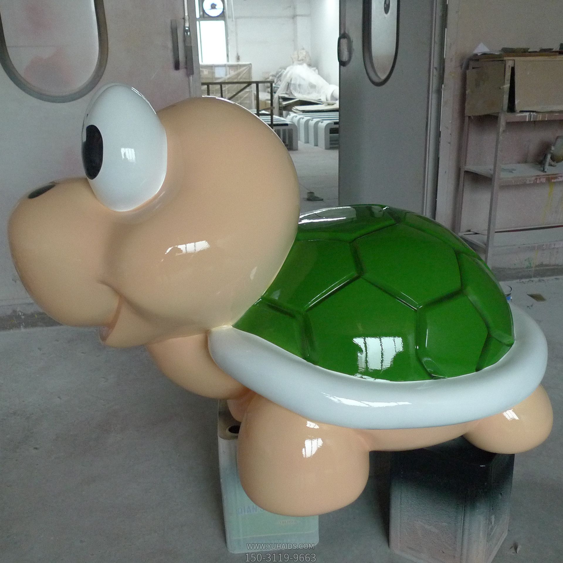 公園景區(qū)玻璃鋼彩繪卡通可愛烏龜?shù)袼?>
                                <h2>公園景區(qū)玻璃鋼彩繪卡通可愛烏龜?shù)袼?參數(shù)說明</h2>
                                                                        <table>
                                      <tr>
                                        <th>產(chǎn)品標(biāo)題</th>
                                        <td>公園景區(qū)玻璃鋼彩繪卡通可愛烏龜?shù)袼?/td>
                                      </tr>
                                      <tr>
                                        <th>發(fā)布時(shí)間</th>
                                        <td>2023-06-07 11:19</td>
                                      </tr>
                                      <tr>
                                        <th>價(jià)格</th>
                                        <td><span>電話咨詢</td>
                                      </tr>
                                                                              <tr>
                                          <th>應(yīng)用場(chǎng)所</th>
                                          <td>公園</td>
                                        </tr>
                                                                              <tr>
                                          <th>其他</th>
                                          <td>卡通、彩繪</td>
                                        </tr>
                                                                              <tr>
                                          <th>制作材質(zhì)</th>
                                          <td>玻璃鋼</td>
                                        </tr>
                                                                          </table>
                                <h2>公園景區(qū)玻璃鋼彩繪卡通可愛烏龜?shù)袼?詳細(xì)說明</h2>
                                <p>玉海雕塑是一家綜合性的雕塑公司，擁有多款公園景區(qū)玻璃鋼彩繪卡通可愛烏龜?shù)袼苣Ｐ停杉庸ざㄖ贫喾N公園景區(qū)玻璃鋼彩繪卡通可愛烏龜?shù)袼埽С植馁|(zhì)、樣式、風(fēng)格、尺寸大小等方面的調(diào)整修改定制。我們所加工制作的公園景區(qū)玻璃鋼彩繪卡通可愛烏龜?shù)袼苜|(zhì)優(yōu)價(jià)廉，遍布全國(guó)多個(gè)省市地區(qū)，想要了解更多案例圖片，請(qǐng)電話或微信咨詢。材質(zhì)、大小、樣式等都可以按需定制，還可根據(jù)您提供給的公園景區(qū)玻璃鋼彩繪卡通可愛烏龜?shù)袼軜訄D進(jìn)行制作！如有相關(guān)需求，歡迎致電（微信同號(hào)）：<span>150-3119-9663</span></p>
                                                                <div   class=