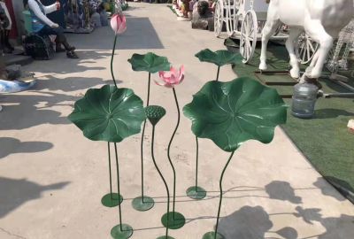 不銹鋼廣場景觀荷花雕塑