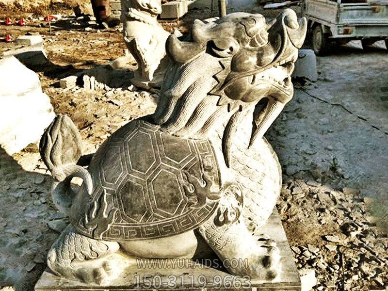 公園里擺放的坐著直視的青石石雕創(chuàng)意龍龜?shù)袼?>
                                <h2>公園里擺放的坐著直視的青石石雕創(chuàng)意龍龜?shù)袼?參數(shù)說明</h2>
                                                                        <table>
                                      <tr>
                                        <th>產(chǎn)品標題</th>
                                        <td>公園里擺放的坐著直視的青石石雕創(chuàng)意龍龜?shù)袼?/td>
                                      </tr>
                                      <tr>
                                        <th>發(fā)布時間</th>
                                        <td>2023-06-07 13:50</td>
                                      </tr>
                                      <tr>
                                        <th>價格</th>
                                        <td><span>電話咨詢</td>
                                      </tr>
                                                                              <tr>
                                          <th>雕刻內(nèi)容</th>
                                          <td>龍、龍龜</td>
                                        </tr>
                                                                              <tr>
                                          <th>應用場所</th>
                                          <td>公園</td>
                                        </tr>
                                                                              <tr>
                                          <th>制作材質(zhì)</th>
                                          <td>石雕、青石、石雕</td>
                                        </tr>
                                                                          </table>
                                <h2>公園里擺放的坐著直視的青石石雕創(chuàng)意龍龜?shù)袼?詳細說明</h2>
                                <p>玉海雕塑是一家綜合性的雕塑公司，擁有多款公園里擺放的坐著直視的青石石雕創(chuàng)意龍龜?shù)袼苣Ｐ停杉庸ざㄖ贫喾N公園里擺放的坐著直視的青石石雕創(chuàng)意龍龜?shù)袼埽С植馁|(zhì)、樣式、風格、尺寸大小等方面的調(diào)整修改定制。我們所加工制作的公園里擺放的坐著直視的青石石雕創(chuàng)意龍龜?shù)袼苜|(zhì)優(yōu)價廉，遍布全國多個省市地區(qū)，想要了解更多案例圖片，請電話或微信咨詢。材質(zhì)、大小、樣式等都可以按需定制，還可根據(jù)您提供給的公園里擺放的坐著直視的青石石雕創(chuàng)意龍龜?shù)袼軜訄D進行制作！如有相關需求，歡迎致電（微信同號）：<span>150-3119-9663</span></p>
                                                                <div   class=