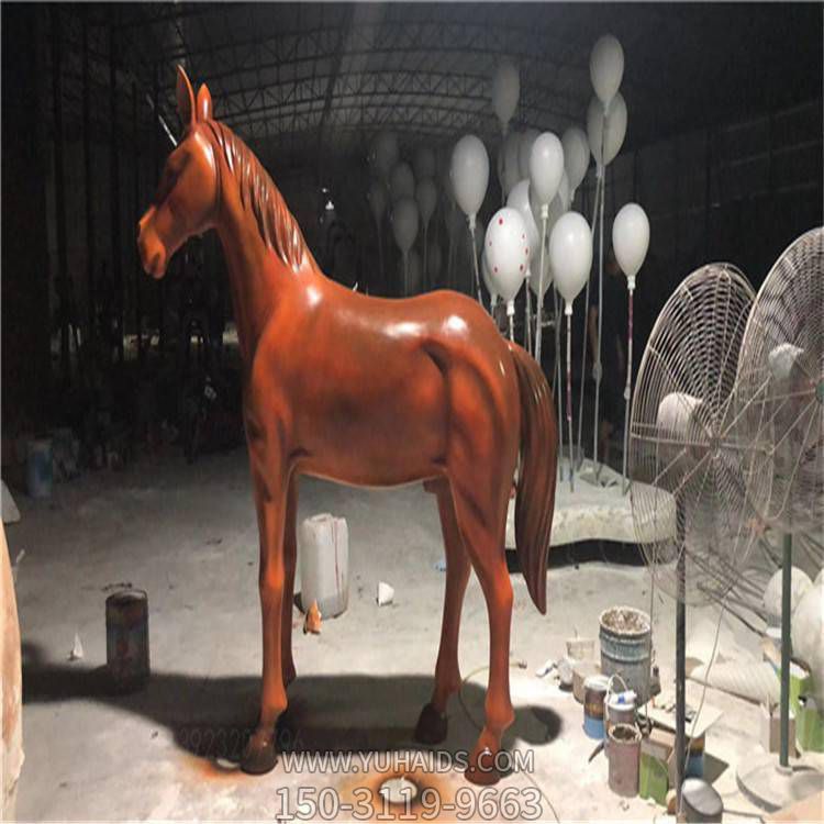 玻璃鋼仿真動物景觀馬雕塑