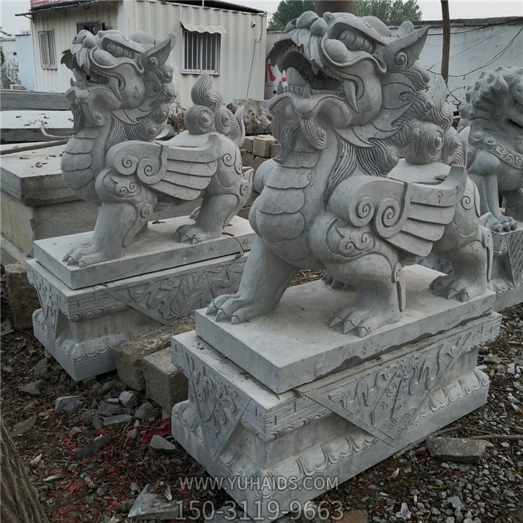 庭院小區大理石石雕會飛的貔貅雕塑