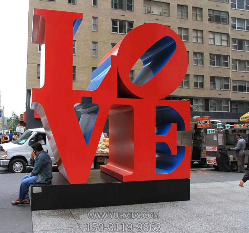 城市花園創意抽象玻璃鋼愛心雕塑