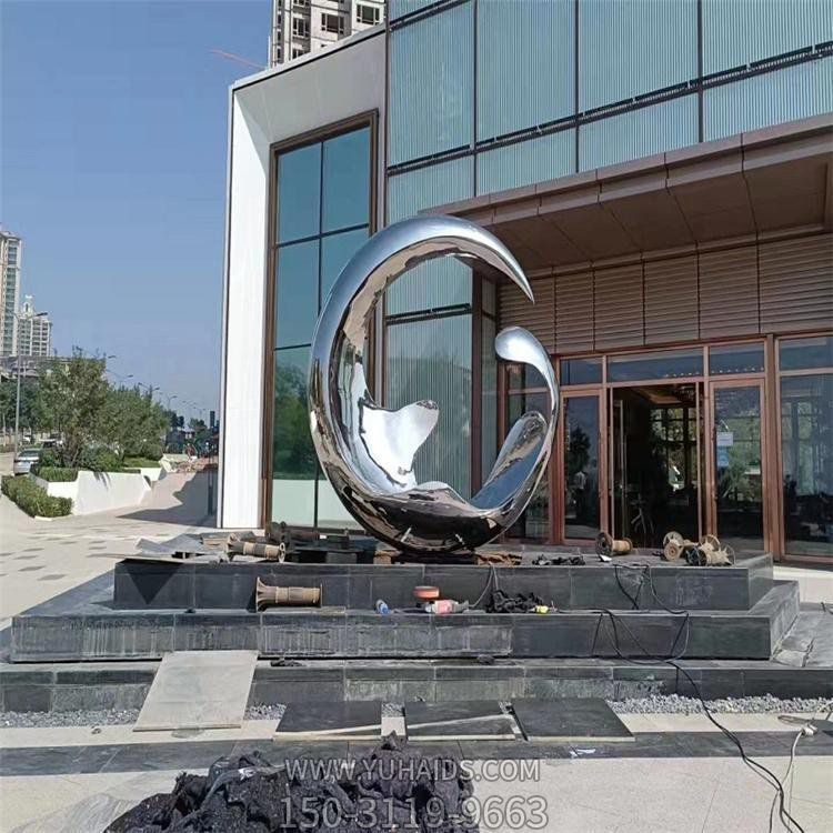 酒店戶外水池擺放不銹鋼鏡面抽象藝術圓環雕塑