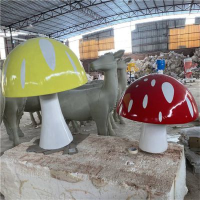 玻璃鋼彩繪卡通商場蘑菇雕塑