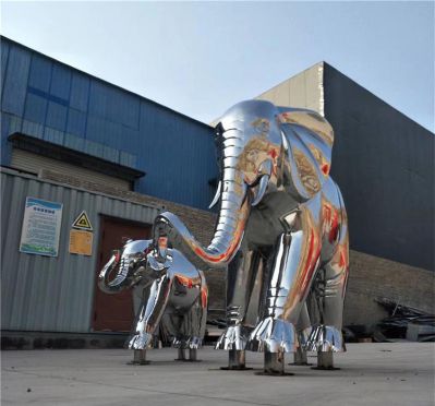 城市廣場創意景觀不銹鋼鏡面小象跟著大象雕塑