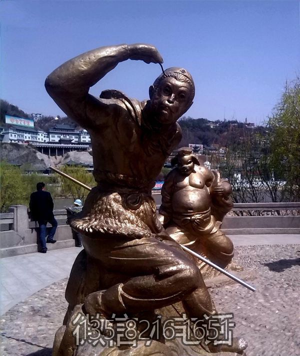 廣場公園神話人物美猴王孫悟空玻璃鋼仿銅雕塑