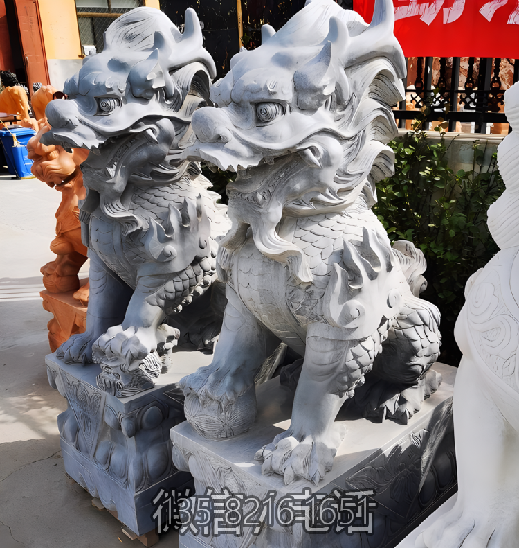 工廠企業(yè)門口擺放青石石雕動物景觀擺件麒麟雕塑