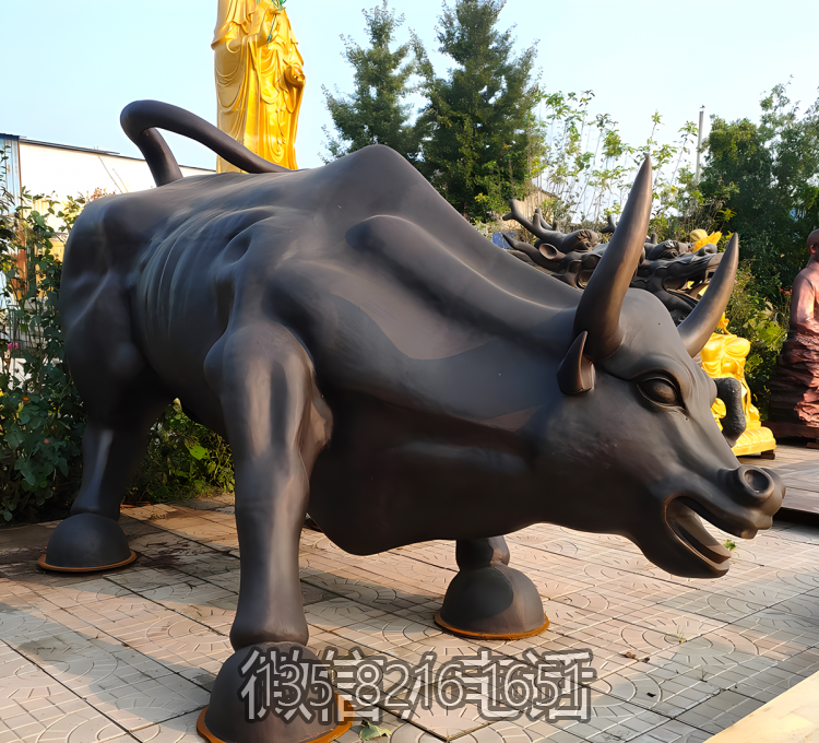 街道路邊大型動物裝飾落地擺件定制玻璃鋼鑄銅華爾街牛雕塑