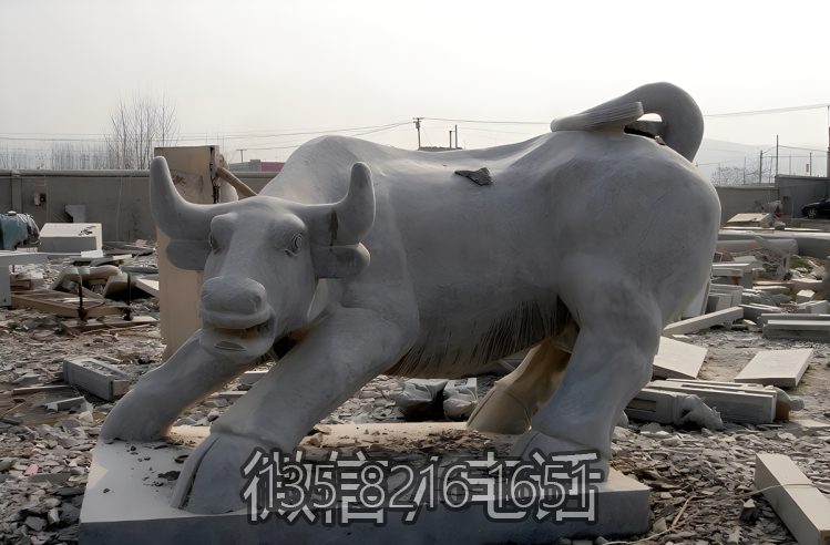 青石石雕園林戶外景觀裝飾動物落地擺件華爾街牛雕塑