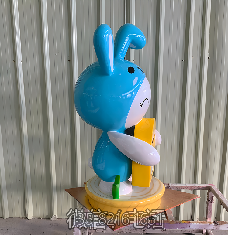 玻璃鋼卡通人物造型雕塑