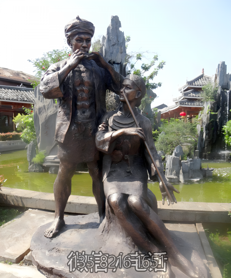 吹奏樂器的少數民族情景人物銅雕吹奏雕塑