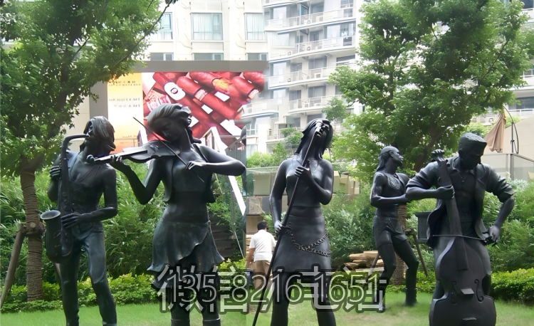 小區吹拉彈唱的人物景觀銅雕組合小品