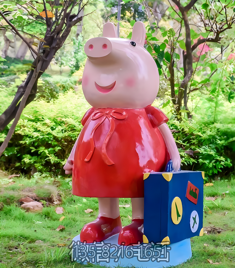 花園動物擺件玻璃鋼卡通動物動畫片小豬佩奇雕塑