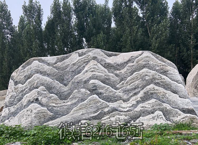 大型自然雪浪石