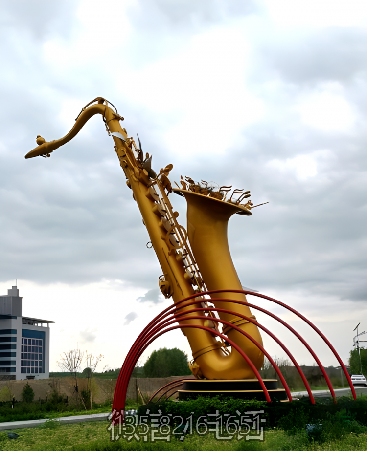 大型不銹鋼薩克斯景觀雕塑