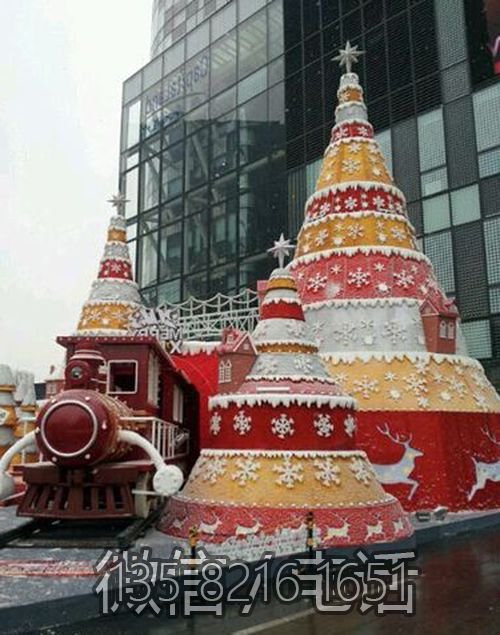 商超美陳玻璃鋼發(fā)光圣誕樹造型雕塑