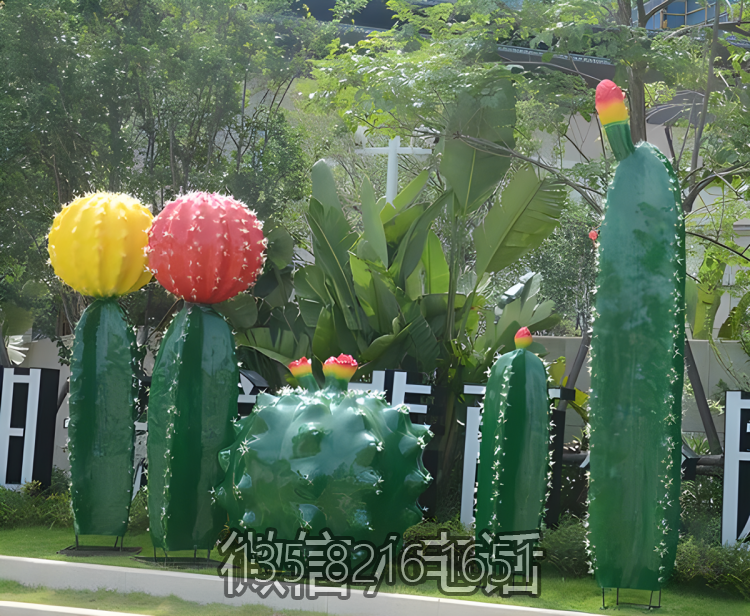 仙人掌玻璃鋼仿真植物雕塑