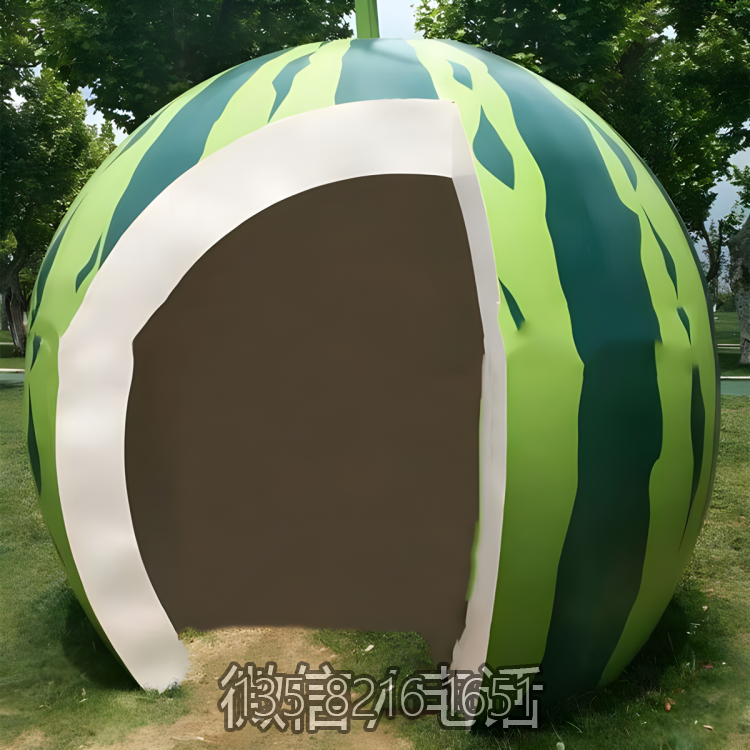 西瓜屋玻璃鋼雕塑
