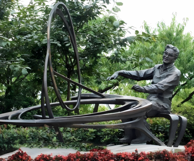 戶外花園景觀玻璃鋼仿銅創意景觀彈鋼琴的人物雕塑