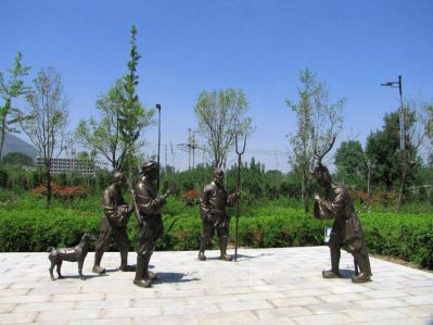 鹿乳奉親二十四孝鑄銅情景人物雕塑