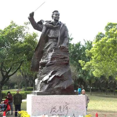 戶外園林景觀名人擺件冼星海鑄銅雕塑