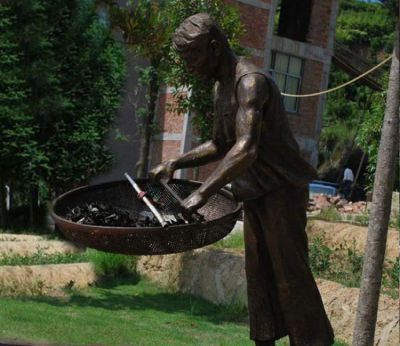 曬茶葉的人物景觀茶文化雕塑