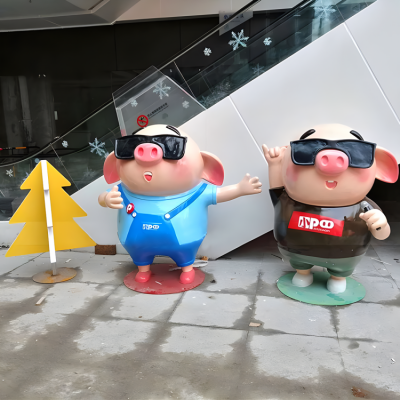 創(chuàng)意景觀擺件玻璃鋼卡通動物生肖豬雕塑擺件