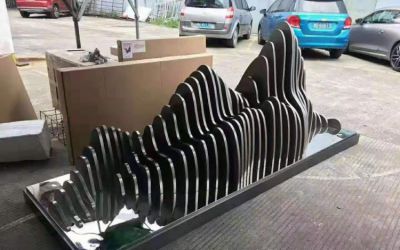 不銹鋼切片假山造型雕塑