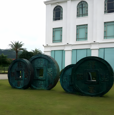 青銅鑄造小錢錢幣雕塑